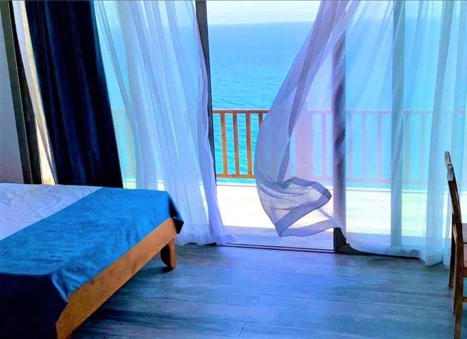 Tekos Golden Hill Hotel & Restaurant At Karpaz Agios Sergios Екстериор снимка