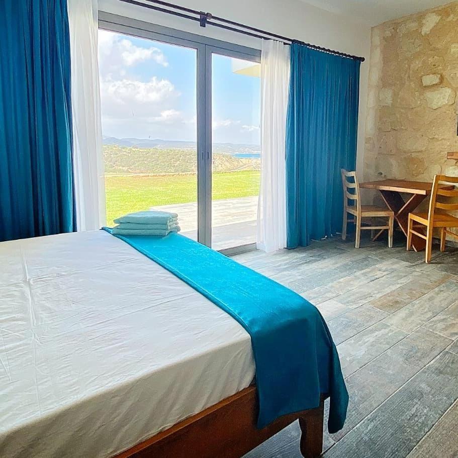 Tekos Golden Hill Hotel & Restaurant At Karpaz Agios Sergios Екстериор снимка
